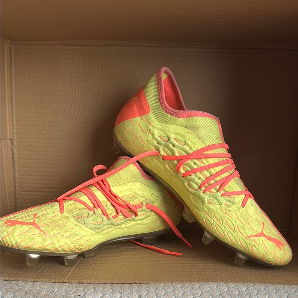 Men’s Yellow and Pink Soccer Cleats